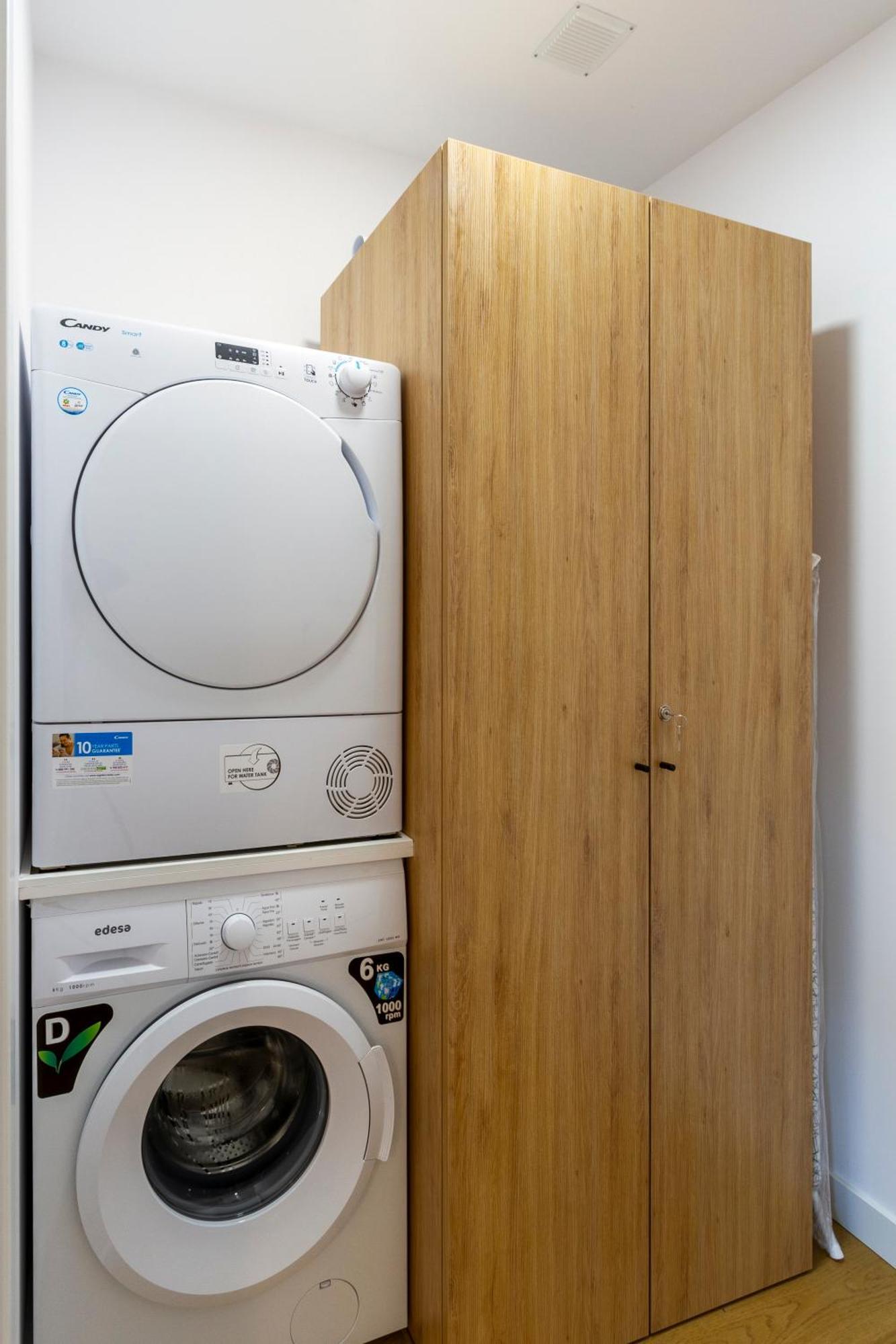 Urbanfive Apartamentos Ourense Centro Eksteriør billede